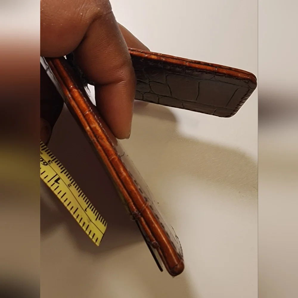 Men's 100% Gator Money Clip/Two Card Slot Wallet. New. Deal! Cognac